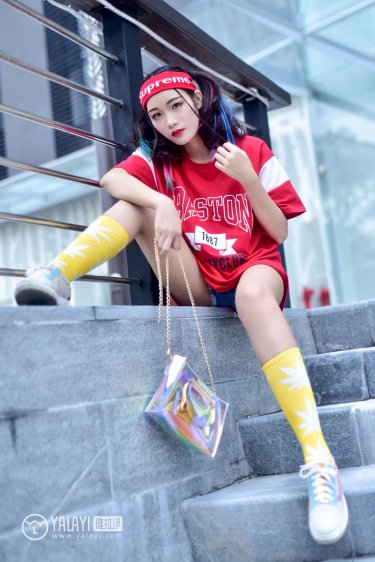 被部长玩的漂亮人妻