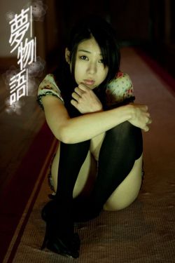 8块腹肌下面蛋蛋